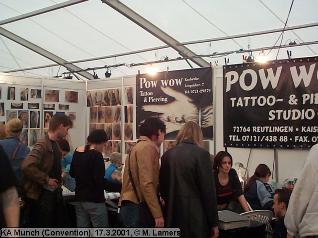 Convention - Stand von Pow Wow