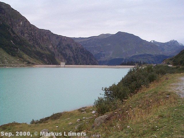 Blick zur Staumauer