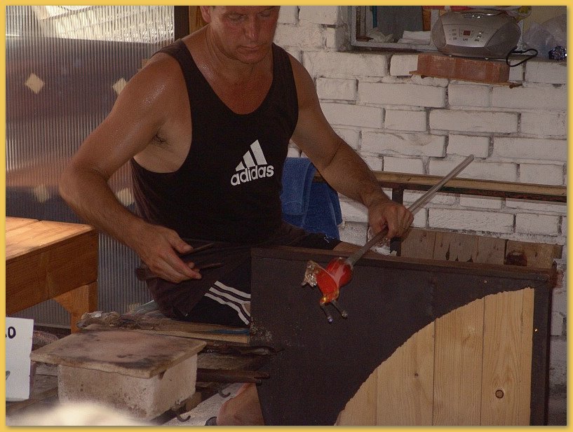 Make: SONY
Model: DSC-F828
DateTime: 28.06.2005 14:27:23
EXIFImageWidth: 800
ExifImageLength: 600
Flash: Flash fired - Strobe return light not detected - Compulsory flash firing
ISOSpeedRatings: ISO 100
FocalLength: 31,1 mm