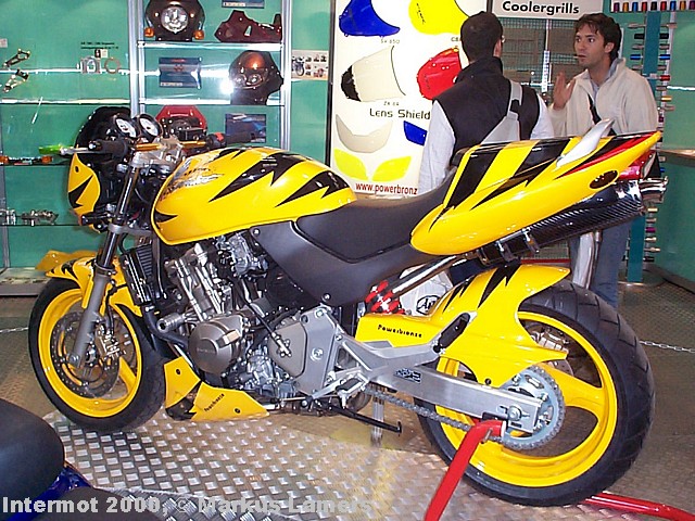 Metisse: Honda Hornet